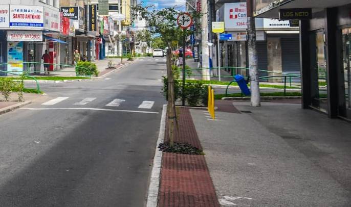 Mudança a partir de segunda: Comércio de Linhares funcionará de forma alternada