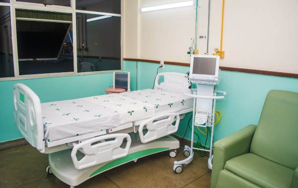 Mais 10 leitos exclusivos para pacientes da Covid-19 no HGL