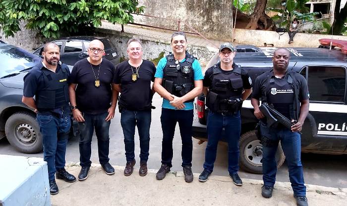 Pastor e esposa presos por furto de celular oferecem melancia como desculpas após série de mentiras