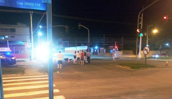 Carro x Moto: Motorista é preso após causar acidente na BR-101, em Linhares