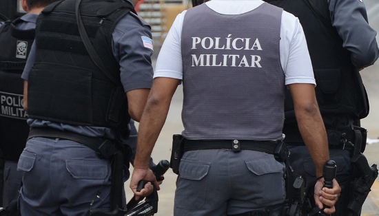 Policiais militares voltam a ser xingados e humilhados durante ação em Linhares