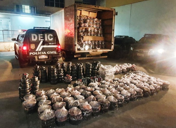 Policiais civis recuperam mais de seis mil panelas roubadas em Linhares