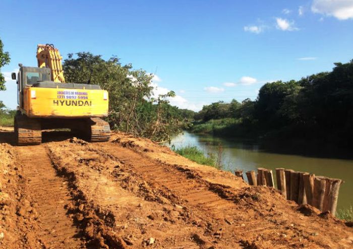 Rio Pequeno: Muro sede e SAAE constrói muro de contenção em ponto de captação? 