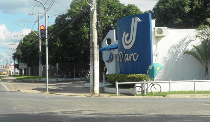 Viação Joana Darc amarga prejuízos em razão do transporte clandestino em Linhares