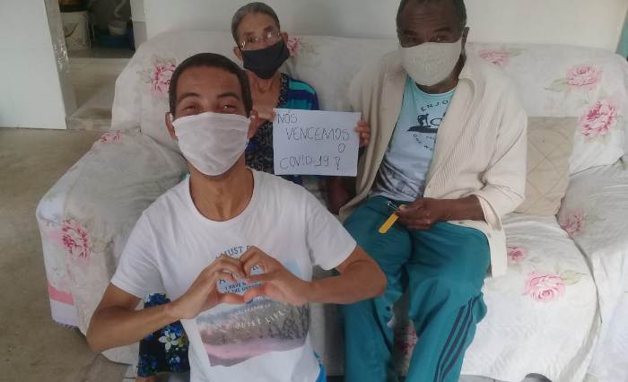 Que alegria! Família hipertensa vence a Covid-19 em Linhares