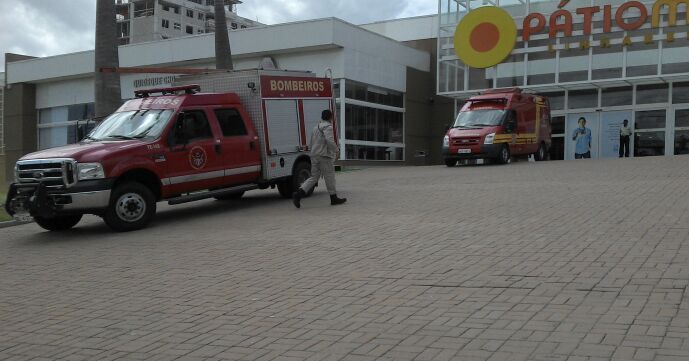 Movelar: homem sofre mal súbito dentro do shopping