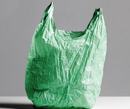 Detalhes sobre discussão de projeto que proíbe sacolas plásticas fora de padrões no comércio do ES
