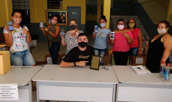 Escola pública de Linhares cria sua própria plataforma digital de estudos