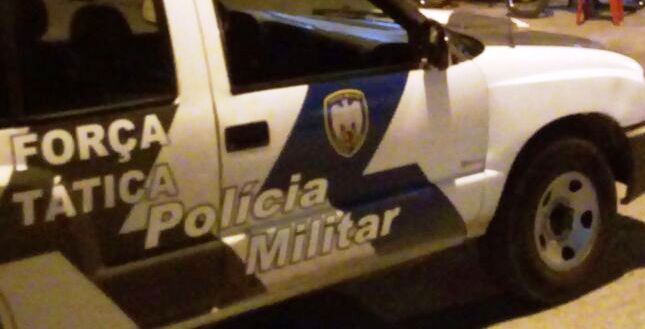 PCS: Força Tática apreende menores, submetralhadora e droga ano Santa Cruz