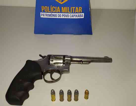 Vítima entra em luta corporal com assaltante em Baixo Quartel