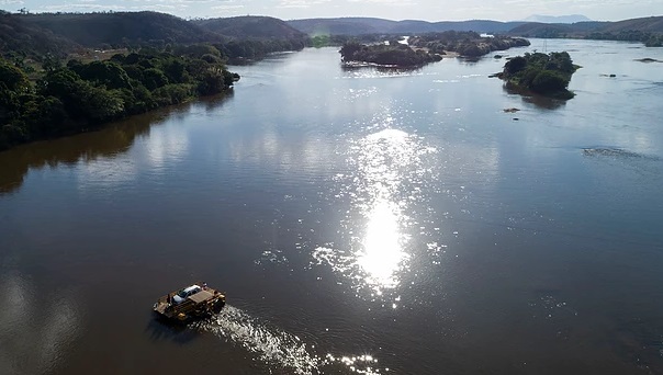 Água do rio Doce pode ser consumida depois de tratada