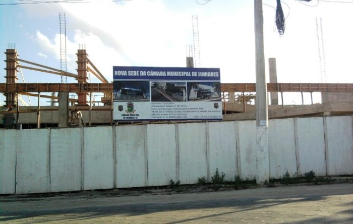 Nova sede da Câmara Municipal de Linhares fica pronta em dezembro. Confira os detalhes