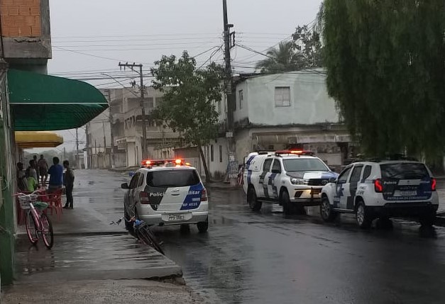 Mulher é morta a tiros dentro de bar, no Interlagos. É a violência em Linhares