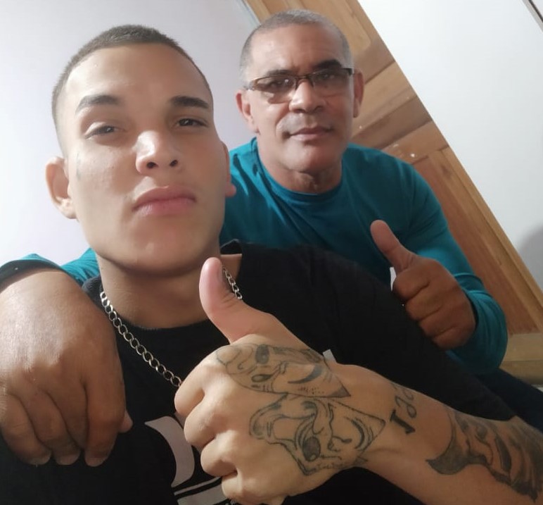 Só se aparelhos desligarem sozinhos, diz pai de jovem baleado no Juparanã