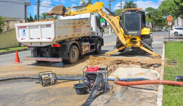Água retorna a 11 bairros e Saae anuncia procedimento em hidrantes de Linhares