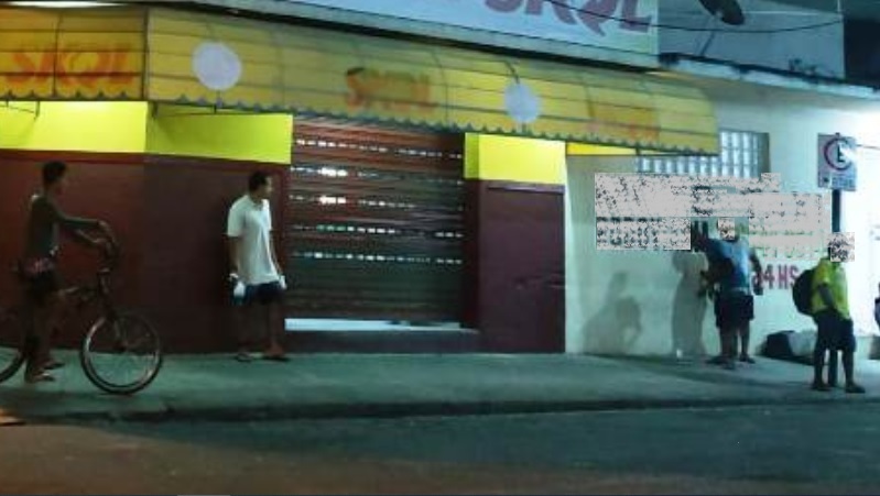 Homem é socorrido desacordado após briga em frente a bar no Centro de Linhares