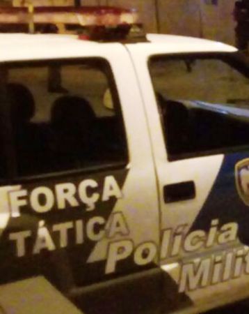 Muitos tiros: Jovem é cercado na calçada e baleado na nuca no Jocafe 2