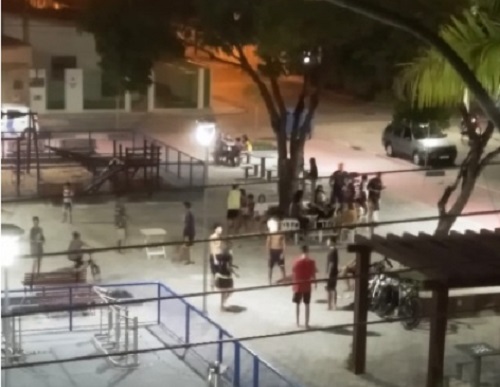 Juparanã: Populares detêm adolescente que arrombava automóveis em via pública