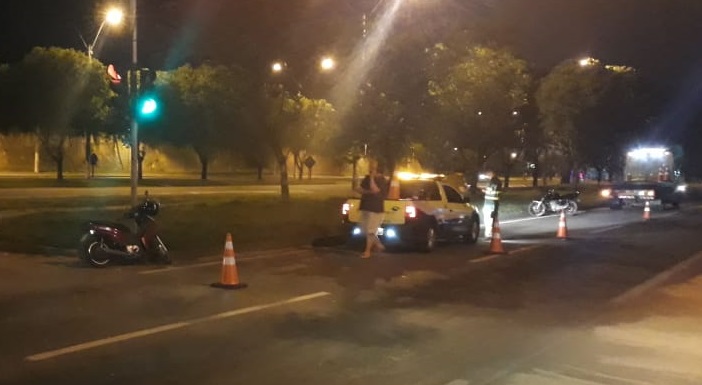 BR-101: Três feridos em colisão de motos no Trevo do São José