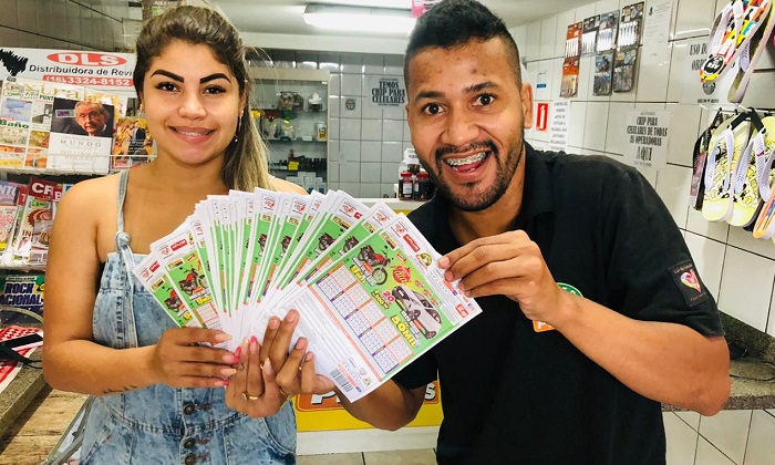 Fim de ano com dinheiro, moto e carro zerados em Linhares, e a Loja Pé Quente é o caminho