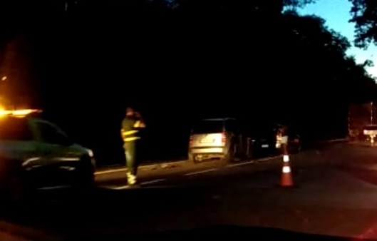 Vídeo: 6 feridos na BR-101: Carro capota em Linhares e três veículos colidem em Sooretama