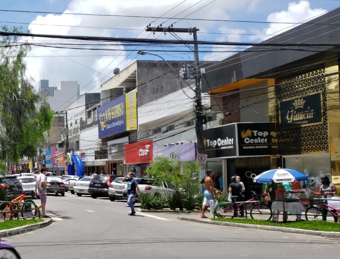 Linhares em risco alto: Começam as restrições no comércio 