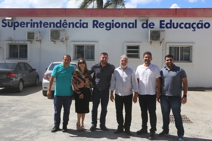 Deputado articula, e recursos são liberados para construção e reforma de escolas em Linhares