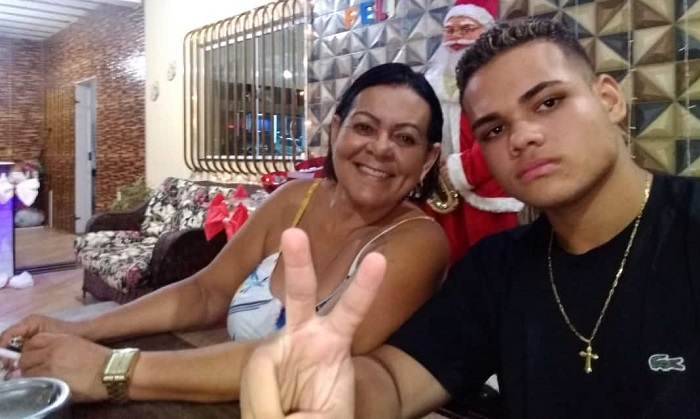 Tristeza no Pontal: Mara passa mal e morre nos braços do filho