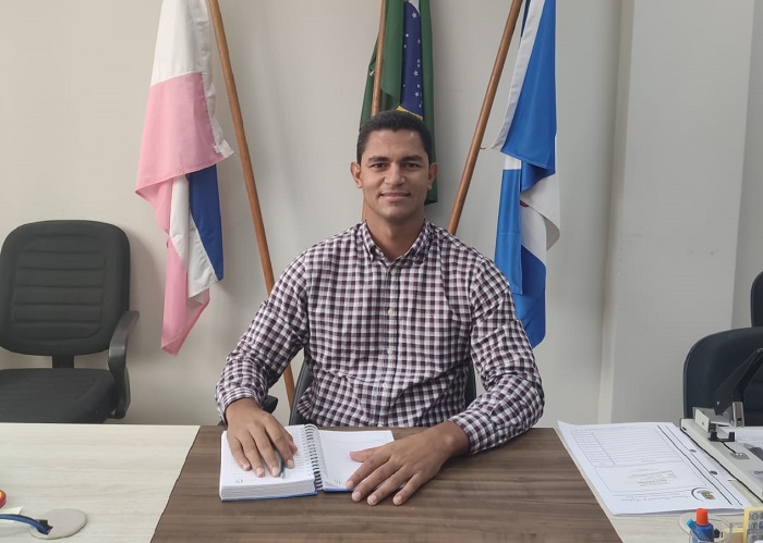 Presidente da Câmara esclarece polêmica de aluguel de carros e fala sobre resultado de levantamento