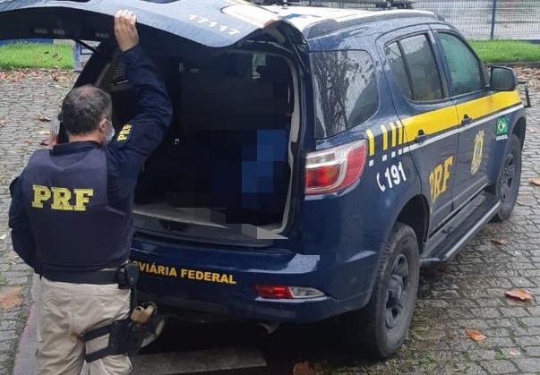Foragido da justiça é abordado pela PRF em Linhares