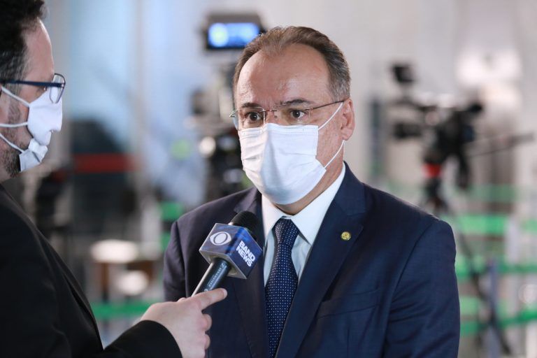 Projeto obriga Ministério da Saúde a dar publicidade a dados referentes à vacinação contra Covid-19