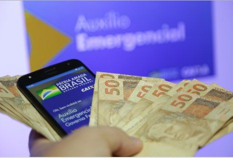 Retorno do auxílio emergencial é defendido por 86,8%, diz pesquisa