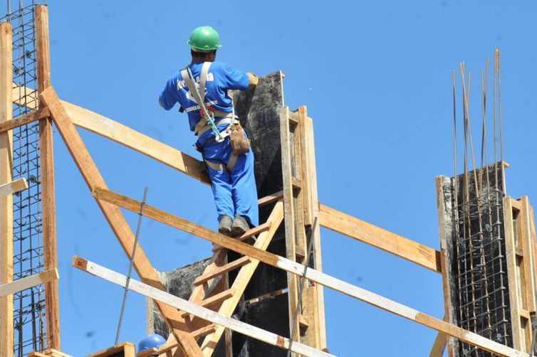 Aumento no preço de insumos para construção civil preocupa o setor