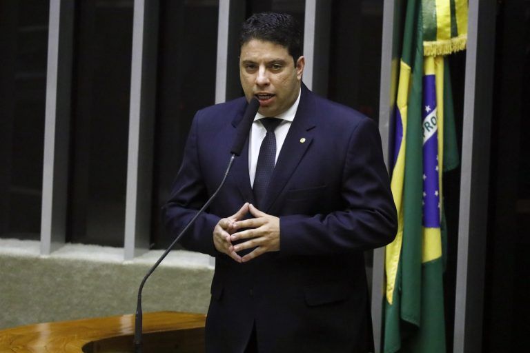 Novo líder do Podemos espera que pauta de votações seja decidida coletivamente