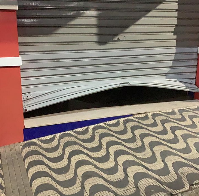 Precisamos de segurança, diz leitor após ver loja arrombada no Centro de Linhares