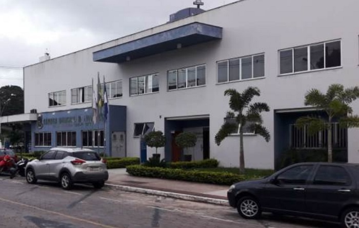 Câmara de Linhares economiza 2 milhões de Reais em apenas 2 meses de gestão