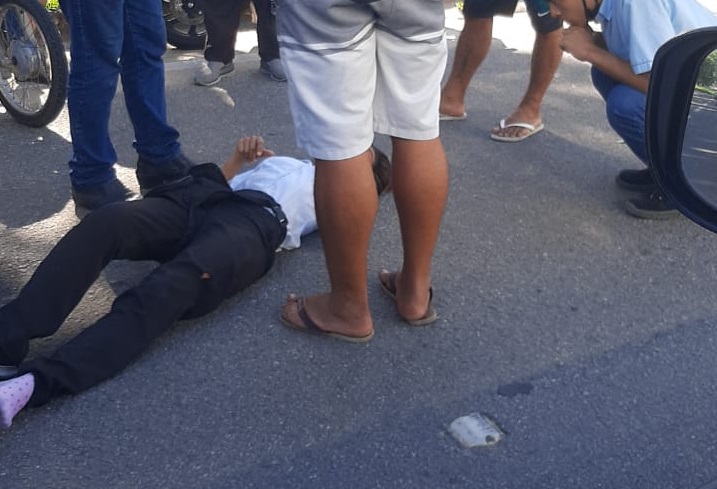 Mulher que vende água em semáforos é atropelada na BR-101, em Linhares