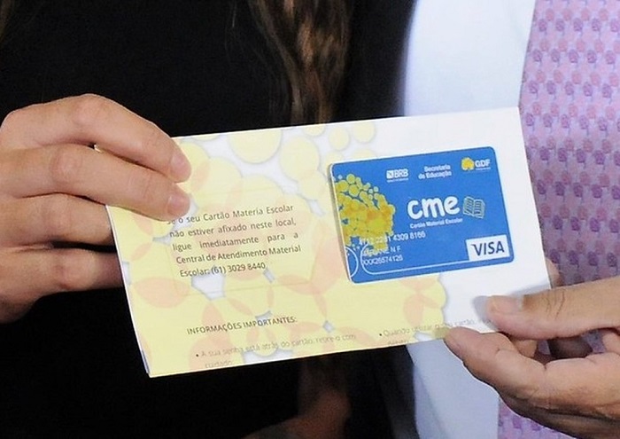 Escolas PÚBLICAS em 3 ESTADOS estão distribuindo Vale-alimentação: Veja como SOLICITAR!