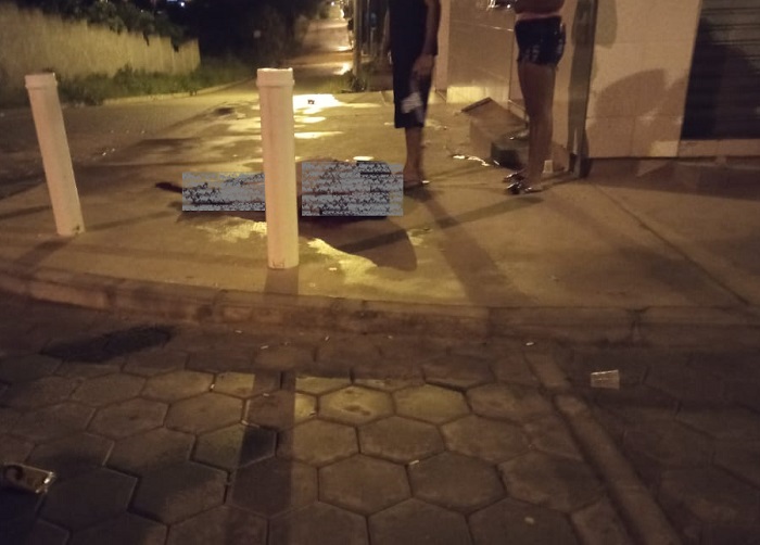 Fabrício, o Beiço, é morto a tiros na calçada de bar, em Sooretama