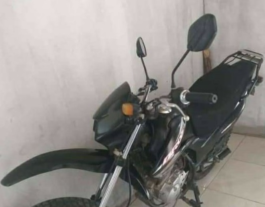 Entregador tem moto, celular e até maquininha de cartão roubados no Aviso