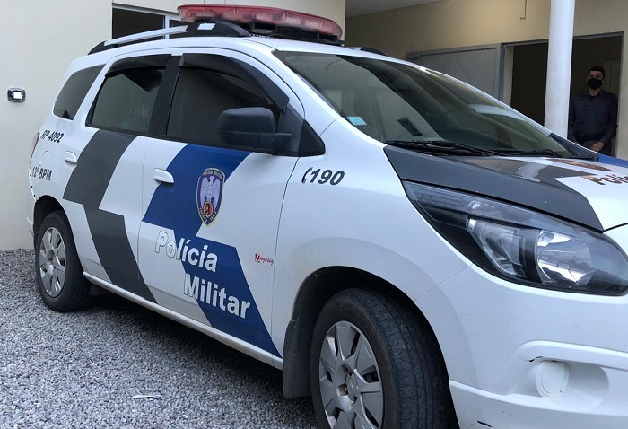 Com camisa do Botafogo: Jovem denunciado é detido com droga no Interlagos