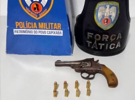 FT apreende arma ostentada por suspeitos no São José