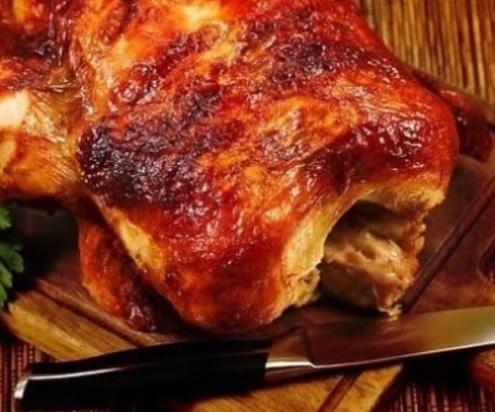 Sabadão: Frango assado entregue na sua casa para o almoço com a família