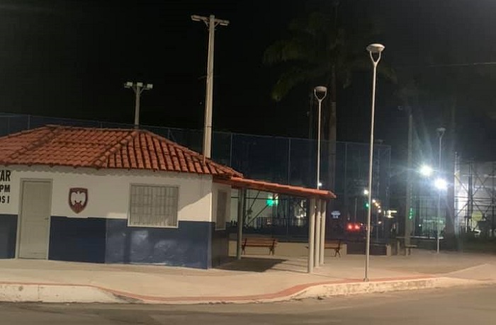 Pergunta sobre praça às escuras chega “de supetão” na hora da Sessão na Câmara de Linhares