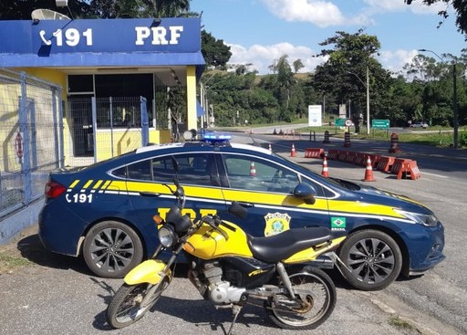 Já? Preso em saidinha de dia das mães é flagrado pela PRF com moto furtada