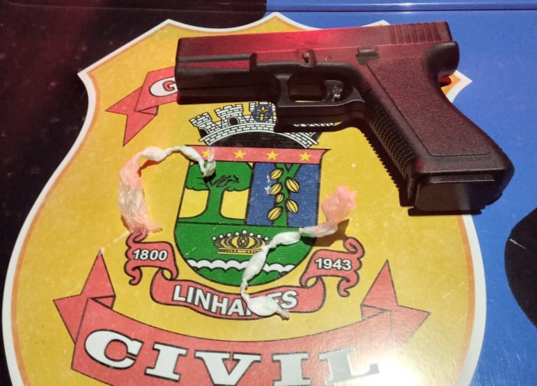 Bravo! GCM apreende simulacro, cocaína e adolescente no Centro de Linhares