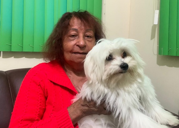 Vovó agora esbanja alegria. Tommy foi encontrado após manchete no Au, Au, Miau