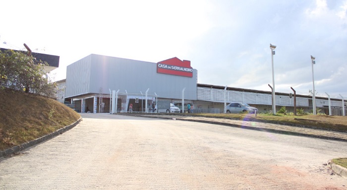 Maior shopping do aço do Brasil, inaugura loja em Linhares