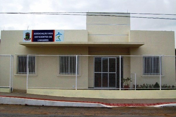 Ir e vir: ADEFIL “pega pesado” e faz duras críticas aos vereadores de Linhares