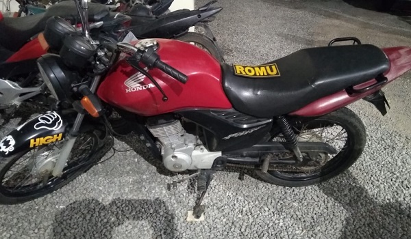 Bandidos roubam moto, anunciam na rede social, mas se dão mal em Linhares
